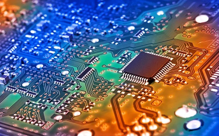 什么是交钥匙 PCB 组装服务？