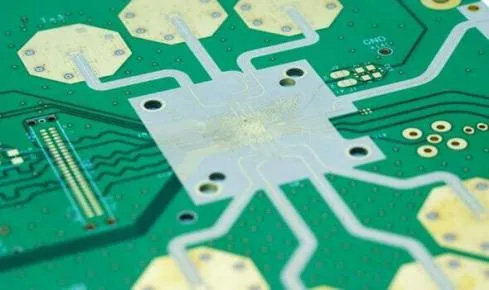罗杰斯材料制造的 PCB 板的优势