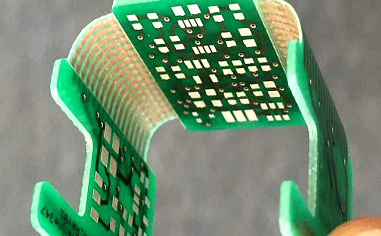 设计和使用半柔性 PCB 时的注意事项