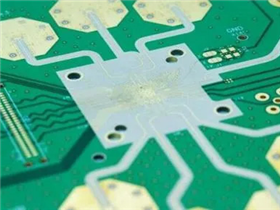 罗杰斯材料制造的 PCB 板的优势